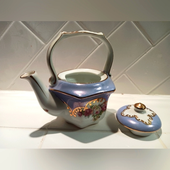 Kaldun & Bogle Flowered Blue Teapot, Roses With Gold Trim, 5 Inch - Picture 4 of 4